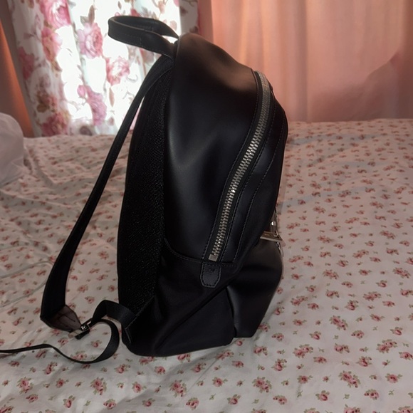 Fendi backpack - Picture 3 of 6